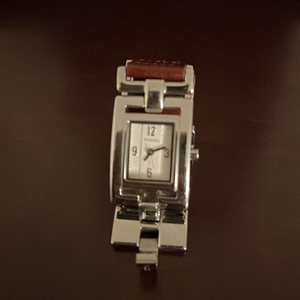 Fossil Watch. Used/ Good Condition. - image 3